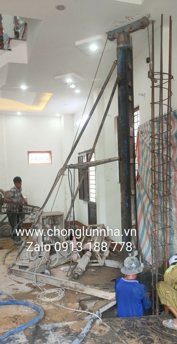 Khoan cọc nhồi gia cố móng nhà cũ 